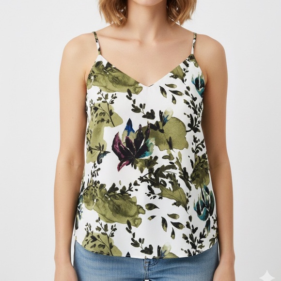 Babaton Tops - BABATON Floral Print Women's Top - Green and White